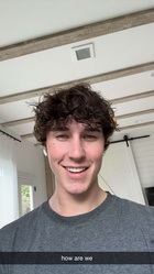 Hunter Rowland : hunter-rowland-1709132499.jpg