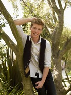 Hunter Parrish : hunter_parrish_1297029260.jpg