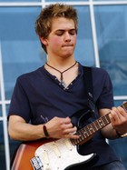 Hunter Hayes : hunter-hayes-1350173910.jpg