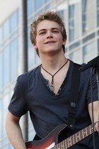 Hunter Hayes : hunter-hayes-1350173913.jpg