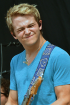 Hunter Hayes : hunter-hayes-1350173926.jpg