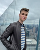 Iain Armitage : iain-armitage-1747525167.jpg