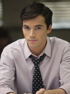 Ian Harding : ian-harding-1335124312.jpg