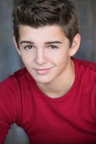 Jack Griffo : jack-griffo-1337138160.jpg