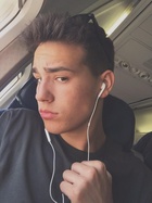 Jacob Whitesides : jacob-whitesides-1430398801.jpg