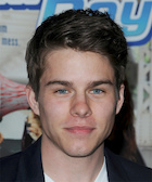 Jake Manley : jake-manley-1439740165.jpg