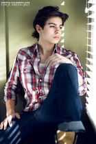 Jake T. Austin : jake-t-austin-1313690427.jpg