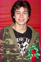 Jake T. Austin : jake-t-austin-1313784690.jpg