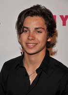 Jake T. Austin : jake-t-austin-1315259506.jpg