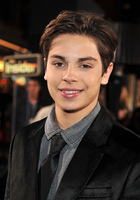 Jake T. Austin : jake-t-austin-1323214241.jpg