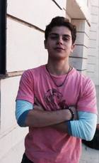 Jake T. Austin : jake-t-austin-1383155383.jpg