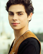 Jake T. Austin : jake-t-austin-1421434798.jpg