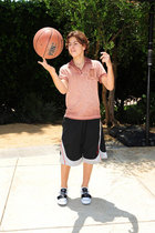 Jake T. Austin : jake_austin_1300139402.jpg