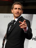 Jake Gyllenhaal : jake_gyllenhaal_1291053578.jpg