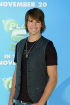 James Maslow : jamesmaslow_1294848749.jpg