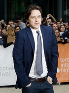 James McAvoy : james-mcavoy-1381097472.jpg