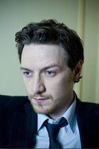 James McAvoy : james-mcavoy-1381097501.jpg