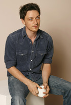 James McAvoy : james-mcavoy-1381097532.jpg