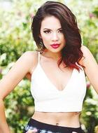 Janel Parrish : janel-parrish-1374687675.jpg