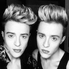 Jedward : jedward-1482710796.jpg