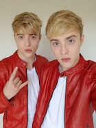 Jedward : jedward-1504902737.jpg