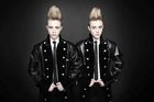 Jedward : jedward_1305733511.jpg