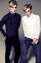 Jedward : jedward_1305733667.jpg