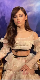 Jenna Ortega : jenna-ortega-1684952069.jpg