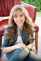 Jennette McCurdy : jennettemccurdy_1278959442.jpg