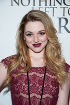 Jennifer Stone : jennifer-stone-1380986080.jpg