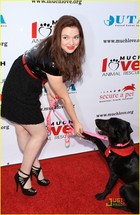 Jennifer Stone : jennifer_stone_1259350269.jpg