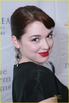 Jennifer Stone : jennifer_stone_1268693209.jpg