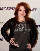 Jennifer Stone : jennifer_stone_1296496990.jpg