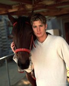 Jensen Ackles : TI4U_u1139606745.jpg