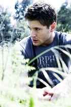 Jensen Ackles : jensen-ackles-1322517388.jpg