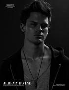 Jeremy Irvine : jeremy-irvine-1400008691.jpg