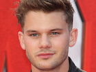 Jeremy Irvine : jeremy-irvine-1439740326.jpg