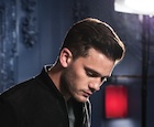 Jeremy Irvine : jeremy-irvine-1483536747.jpg