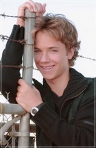 Jeremy Sumpter : TI4U_u1145120639.jpg