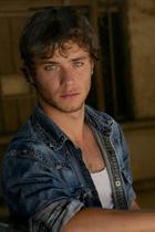 Jeremy Sumpter : jeremy-sumpter-1312601511.jpg