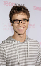 Jeremy Sumpter : jeremy-sumpter-1418676158.jpg