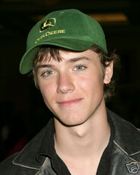 Jeremy Sumpter : jeremy_sumpter_1166583659.jpg