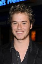 Jeremy Sumpter : jeremy_sumpter_1249243394.jpg