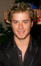 Jeremy Sumpter : jeremy_sumpter_1249243398.jpg