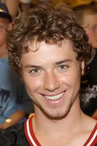 Jeremy Sumpter : jeremy_sumpter_1303755612.jpg