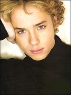 Jeremy Sumpter : vp16.jpg