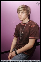 Jesse McCartney : TI4U_u1134936510.jpg