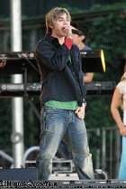 Jesse McCartney : TI4U_u1135706413.jpg