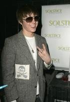 Jesse McCartney : TI4U_u1149375022.jpg