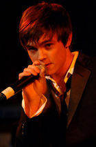 Jesse McCartney : TI4U_u1152412361.jpg